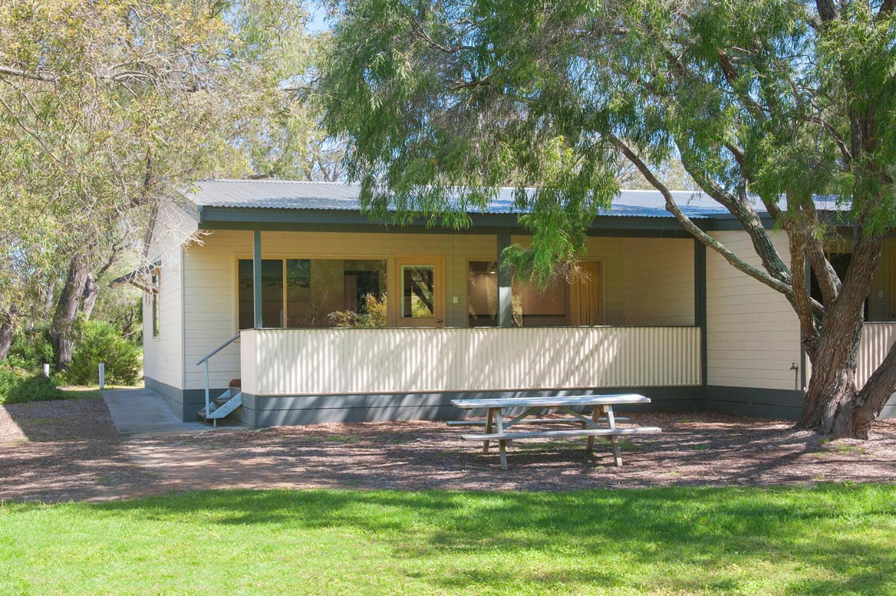 Siesta Park Holiday Resort Absolute Beachfront Resort Busselton Exterior photo